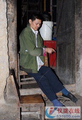 伤残16载 写作5春秋残疾农民写成12万字长篇小说