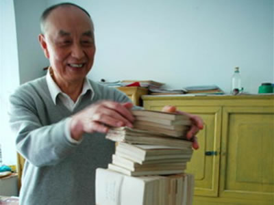 七旬老翁1.6万篇日记浓缩半个世纪历史