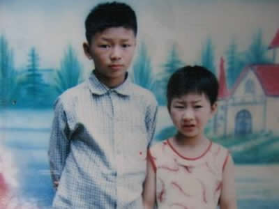 奔波两年 父亲泪洒寻子路