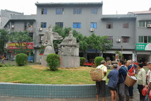 400年后  父子宰相“魂”归故里