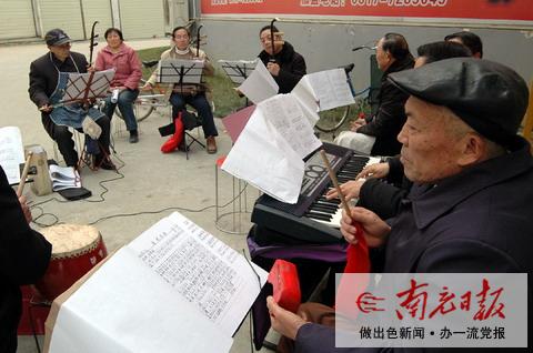 暗自竞争“备战” 看谁在春节演出中最“靓”