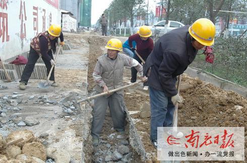 仪陇新县城管网改造保障居民用气