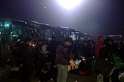 非法组客运输在仪陇“遭起”（图）