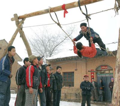 700多年不变的荡秋千