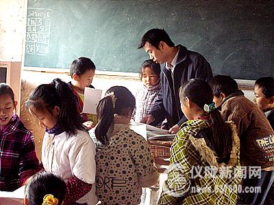 循环听课活动 效果明显