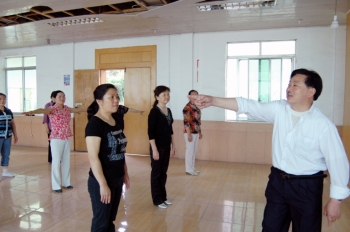 张友堂：为了居民，付出值得