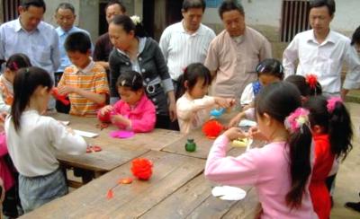 柳垭小学召开村小素质教育现场会