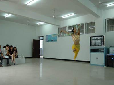 仪陇县教育艺术团积极储备教育艺术人才