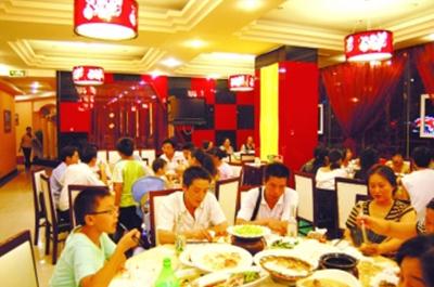 “车水马龙”折射人气商气