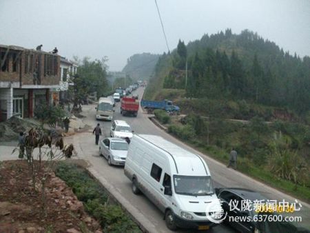 10月30日下午新马路车辆堵塞