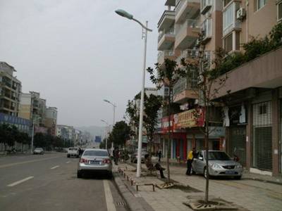 仪陇新县城洗车场亟待整治