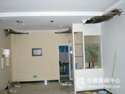 粗心邻居四十吨自来水狂泡楼下住户新房