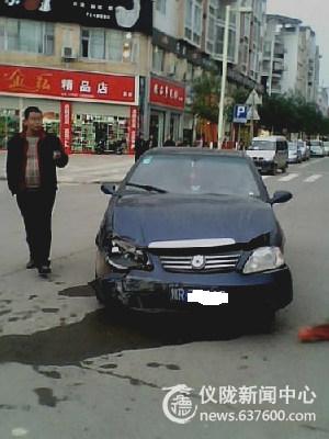 仪陇新政十字路口处事故高发今天又一起
