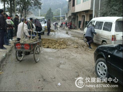 林家桥路段，烂路哪个管？