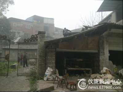 弹花铺昼夜运转，大白天无名起火