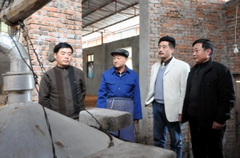 “自强模范”一只手，绘就美丽新世界