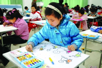 小小“书画家”参与省级书画竞赛