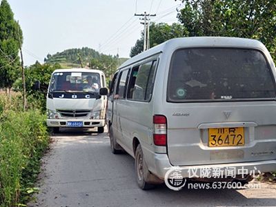 两车相斗  拷问职业道德何在