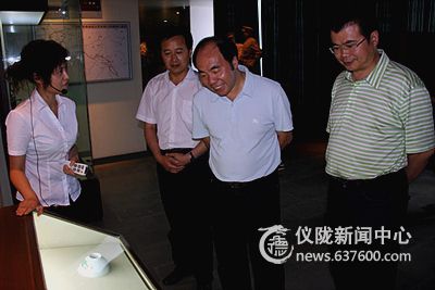 省旅游局副局长李永清参观朱德故里