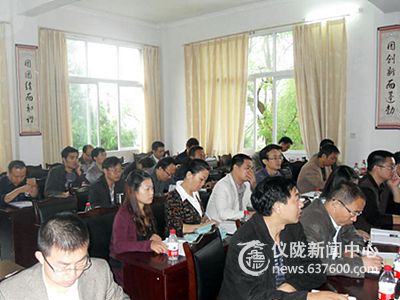 新政片区召开教学质量现场会