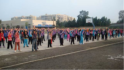 龙岗希望小学积极备战立山片区中小学生广播体操比赛