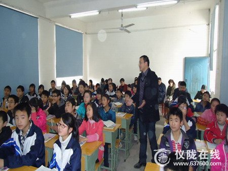 仪陇县土门片区合力打造高效课堂