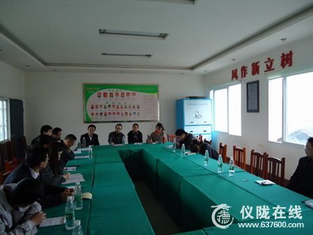 仪陇县铜鼓中学成功承办片区毕业班语文教学工作研讨会