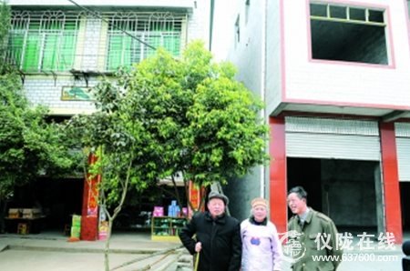 仪陇芭蕉乡偏僻的春风村 热闹得像个乡场