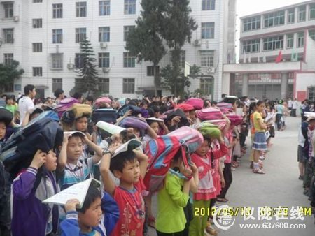 仪陇县回春小学开展防灾减灾系列教育活动