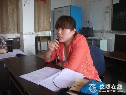 仪陇县石佛小学支部认真考察入党积极分子