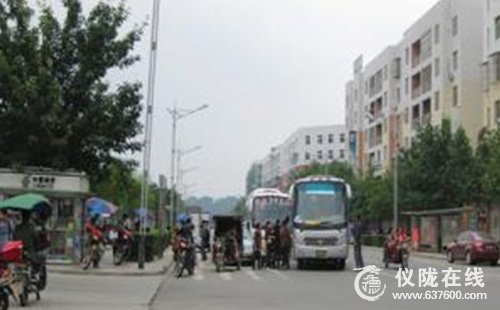 “双节”安全看点：仪陇县城至区乡班车 为方面乘客搭车出城不关门