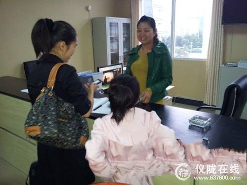 仪陇市民打出租 笔记本电脑丢失被找回