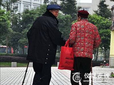 天气虽冷 画面很暖