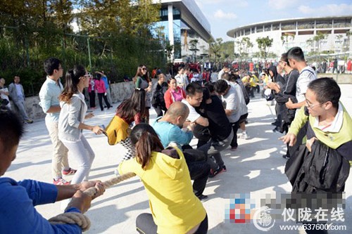 县职工运动会第二天 协作精神成比赛“主旋律”