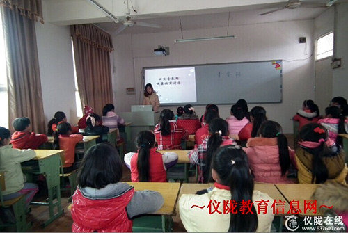 先小：为将开的蓓蕾撑起爱伞