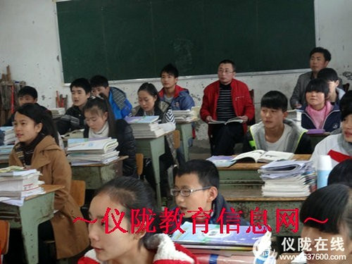 义路小学接受片区教育教学工作检查