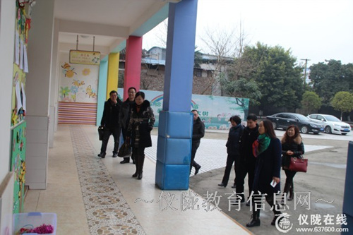 营山县机关幼儿园、实验幼儿园来园交流