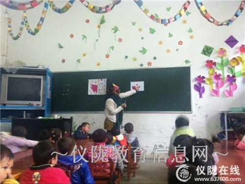 永乐小学开展“师徒结对”徒弟汇报课活动