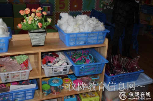 新政幼儿园开展区角材料制作评比活动