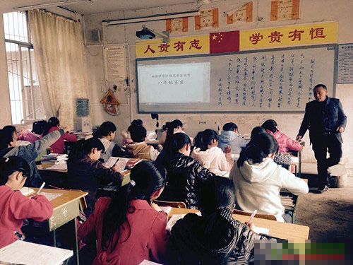 翰墨飘香，显学子才华