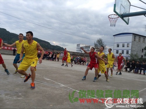 柳垭小学：柳垭片区第五届“农商杯”教职工男子篮球比赛顺利闭幕