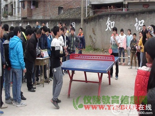 大寅中学举行校园乒乓球比赛活动