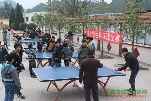 柴井八一希望小学举办秋季中小学生乒乓球比赛