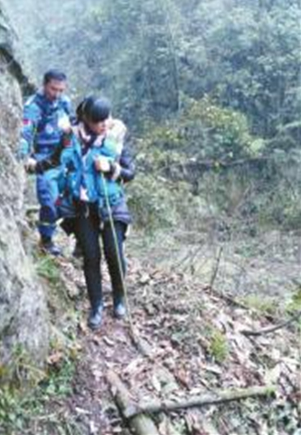 仪陇小伙闯龙池景区登山失联 搜救四天无下落(图)
