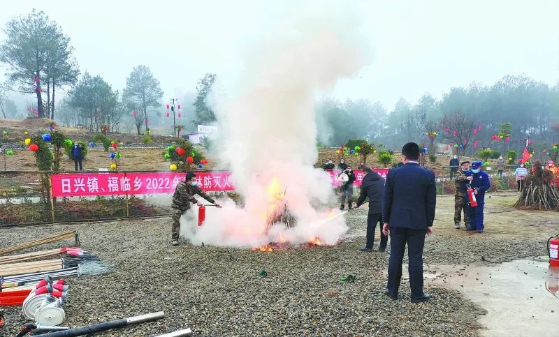仪陇：紧绷“防火弦” 筑牢“防火墙”